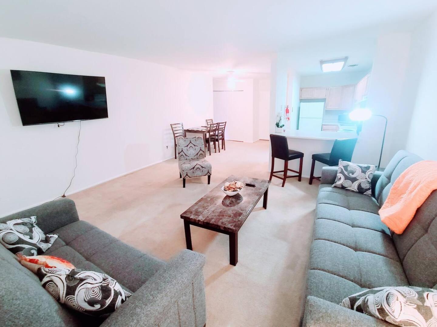Apartment Cozy 2br, 2ba In Elkins Park