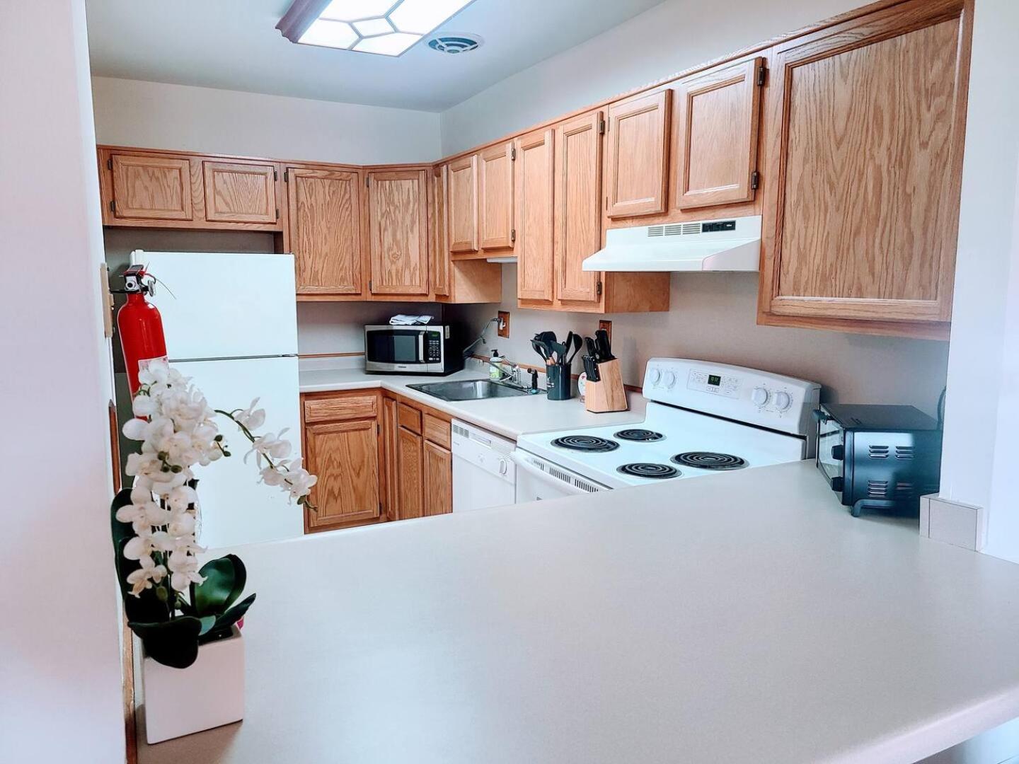 Cozy 2br, 2ba In Apartment Elkins Park