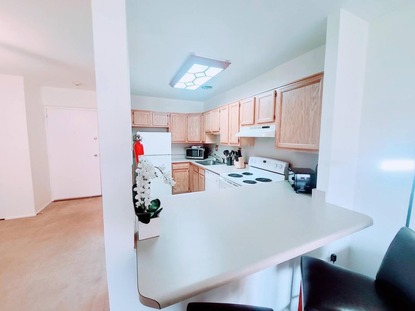 Cozy 2br, 2ba In Apartment