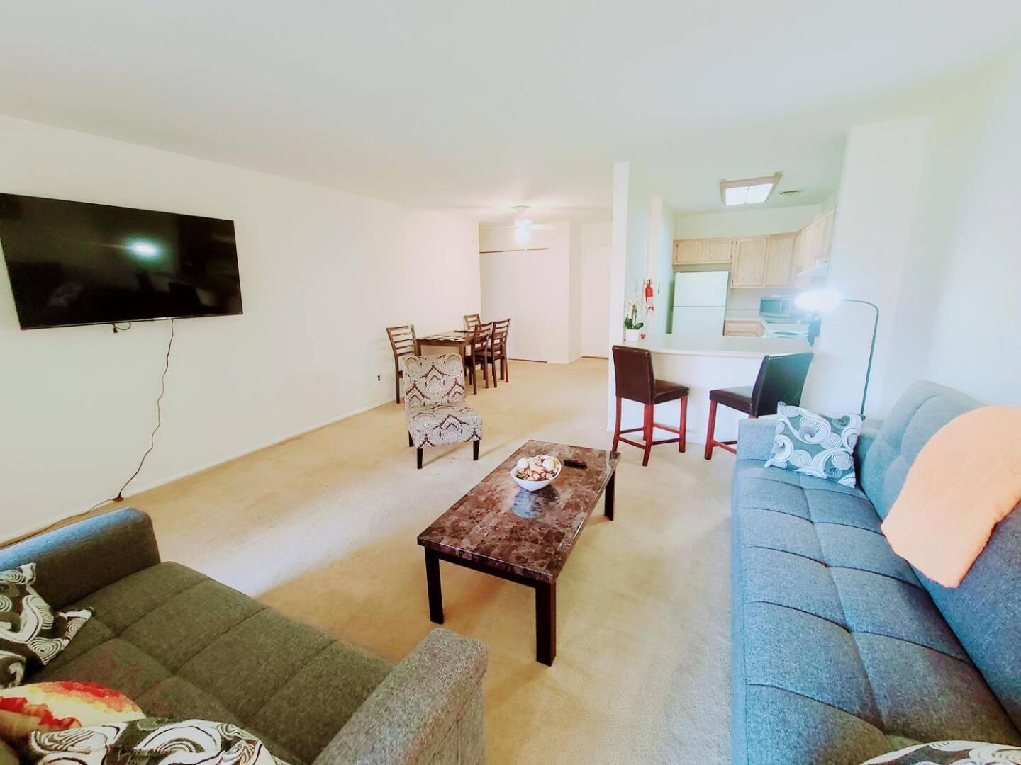 Cozy 2br, 2ba In Elkins Park