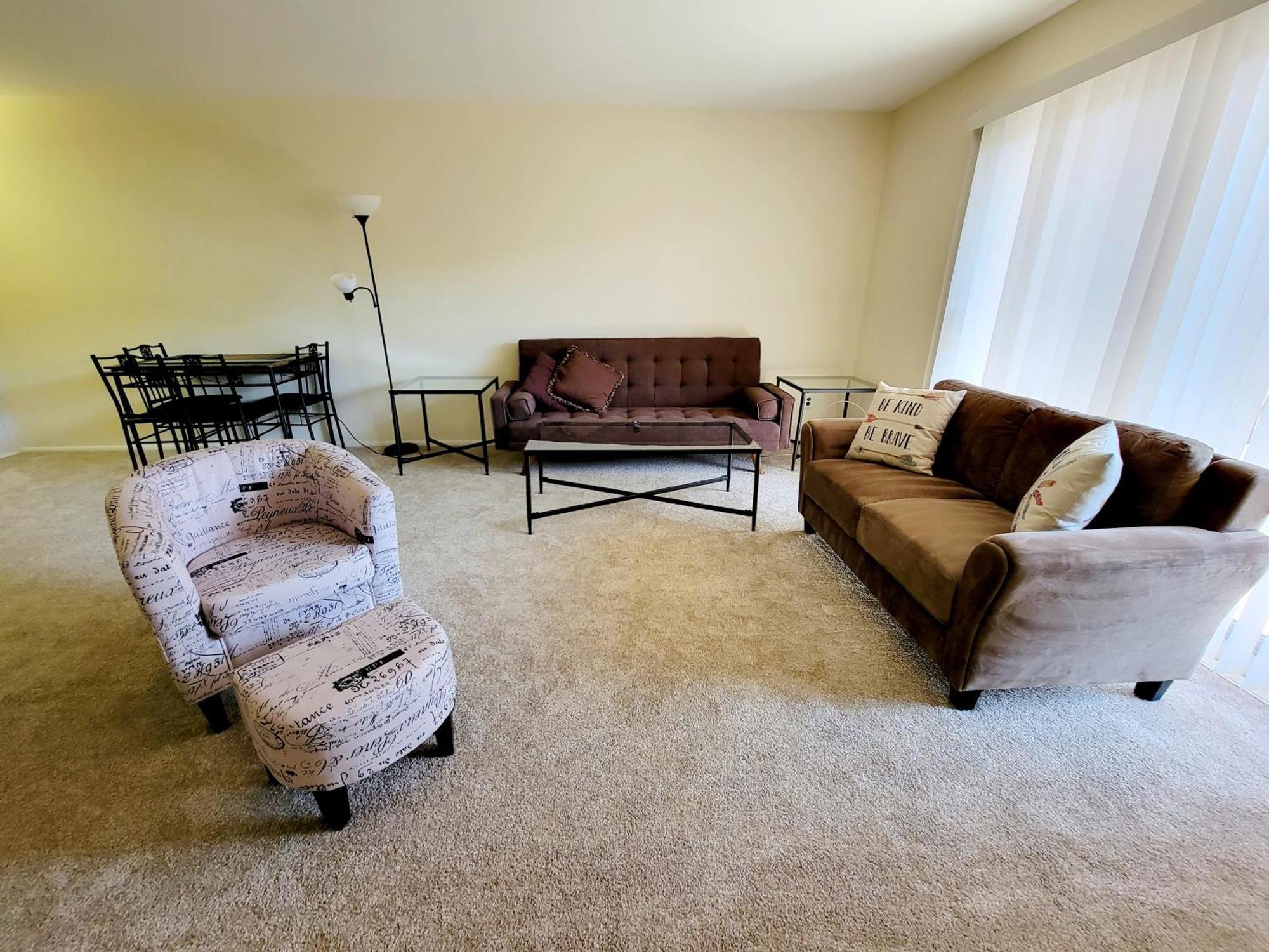 Cozy 2br, 2ba In *