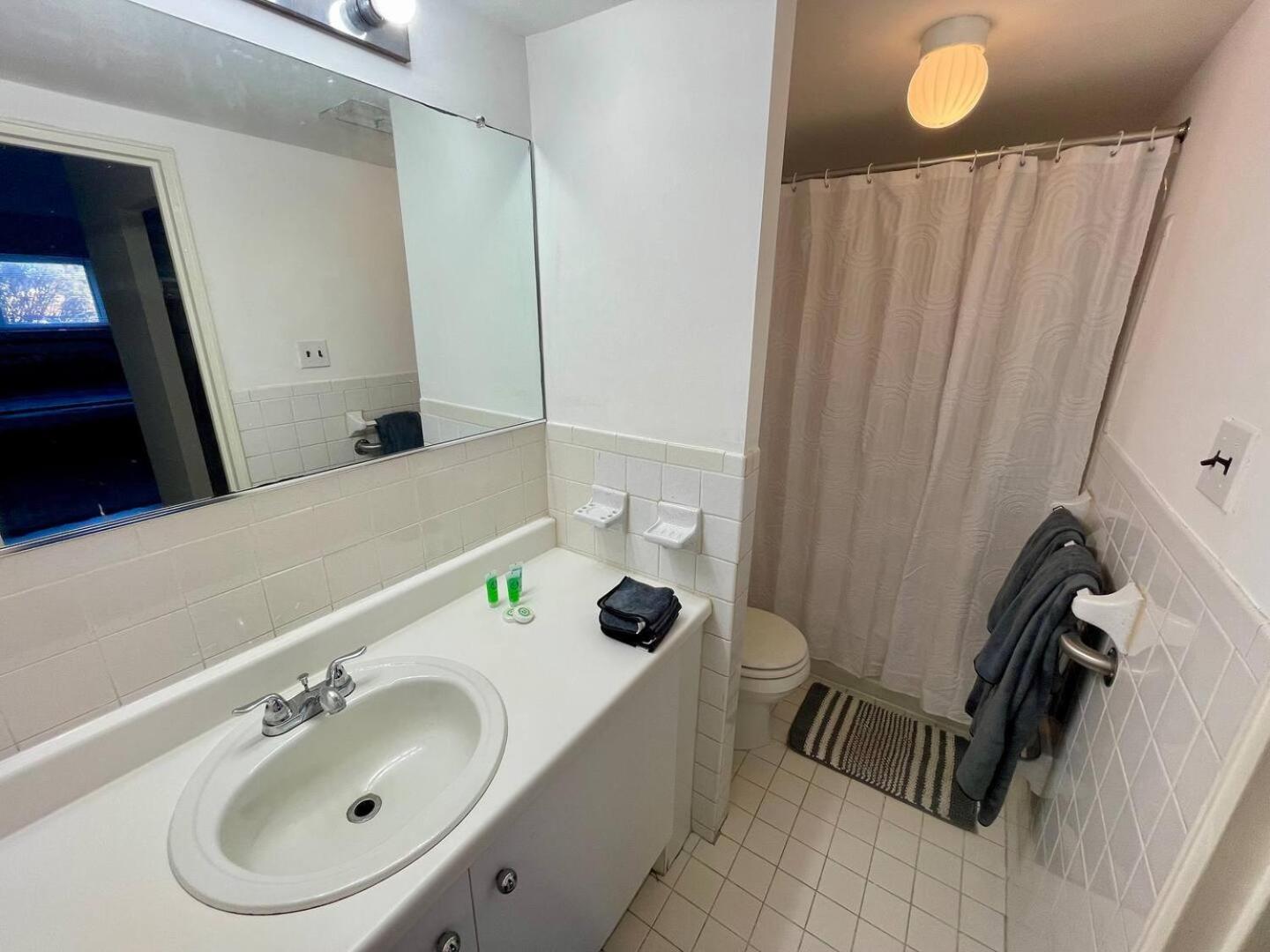 Apartment Cozy 2br, 2ba In