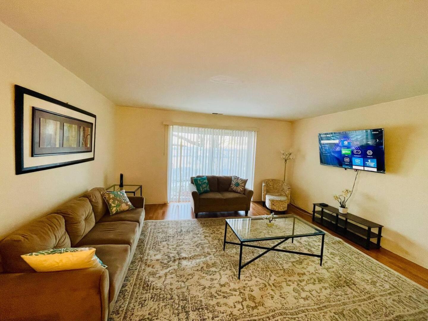 Cozy 2br, 2ba In * Elkins Park