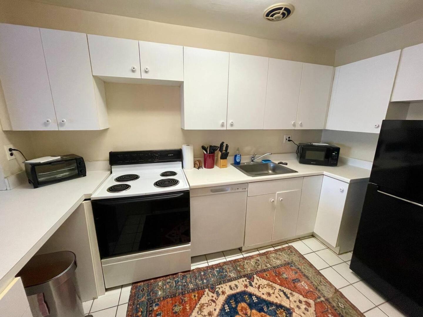 Cozy 2br, 2ba In